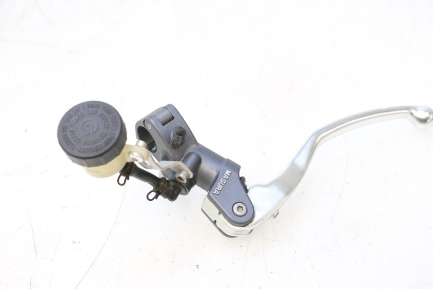 photo de KUPPLUNGSPUMPE DUCATI SS IE DS CARENEE 1000 (2002 - 2006) - Technische Nahaufnahme