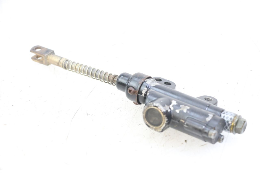 photo de HAUPTBREMSZYLINDER HINTEN APOLLO RFZ 125 - Alternative Perspektive