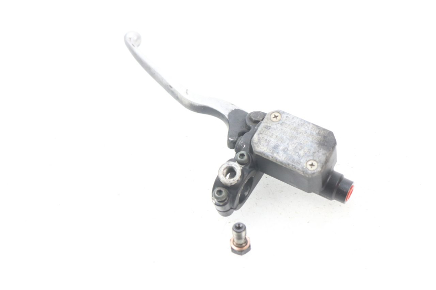 photo de BREMSPUMPE HINTEN PIAGGIO BEVERLY 125 (1998 - 2005) - Technische Nahaufnahme