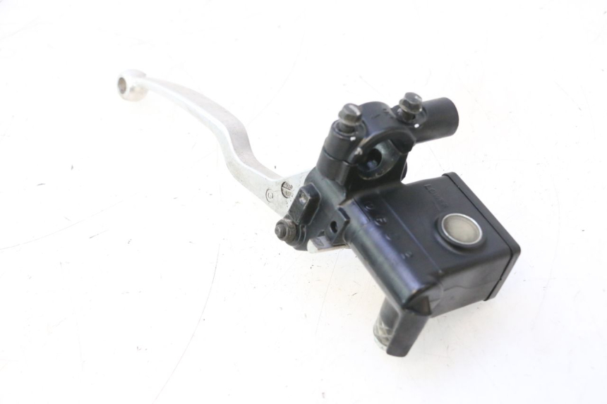 photo de HAUPTBREMSZYLINDER HINTEN SUZUKI BURGMAN 125 (2007 - 2014) - Alternative Perspektive