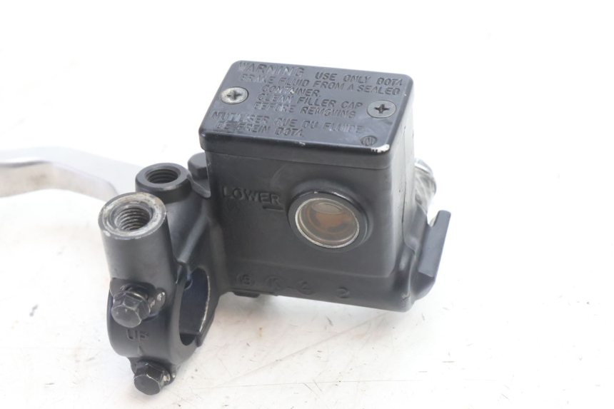 photo de HAUPTBREMSZYLINDER HINTEN SUZUKI BURGMAN 125 (2007 - 2014) - Zoom auf Gebrauchszustand