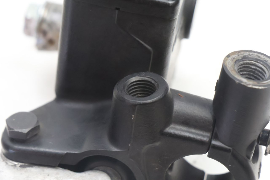 photo de HAUPTBREMSZYLINDER HINTEN SUZUKI BURGMAN 125 (2007 - 2014) - Alternative Perspektive