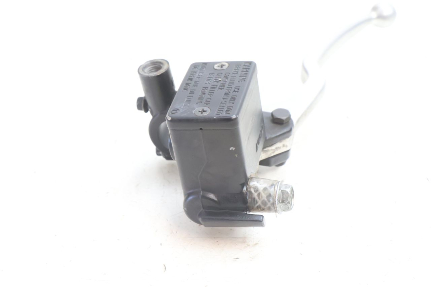 photo de HAUPTBREMSZYLINDER HINTEN SUZUKI BURGMAN 125 (2007 - 2014) - Oberflächenzustand und Material