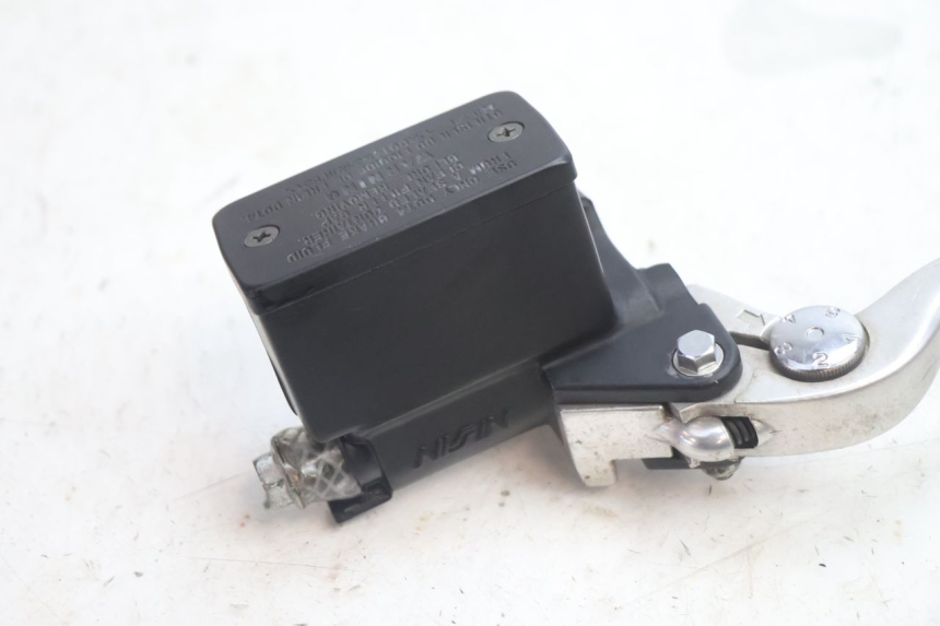 photo de BREMSPUMPE HINTEN SUZUKI BURGMAN EXECUTIVE ABS 650 (2006 - 2012) - Detailansicht des Bauteils