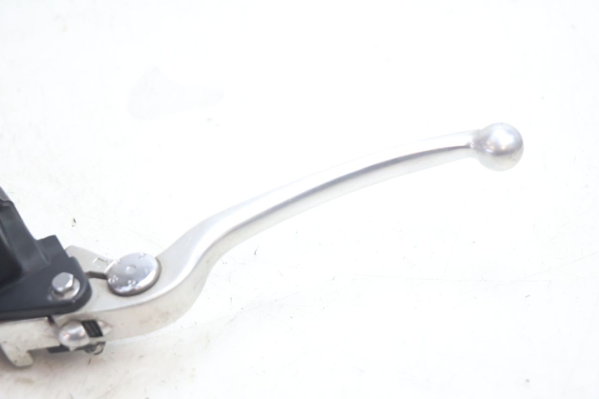 photo de BREMSPUMPE HINTEN SUZUKI BURGMAN EXECUTIVE ABS 650 (2006 - 2012) - Zoom auf Gebrauchszustand
