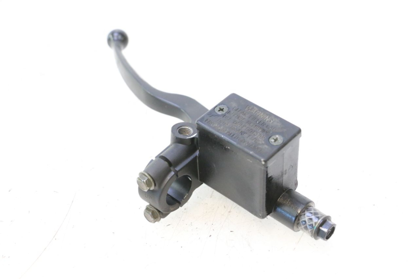 photo de HAUPTBREMSZYLINDER HINTEN PEUGEOT CITYSTAR 2T 50 (2018 - 2021) - Details der Befestigungspunkte