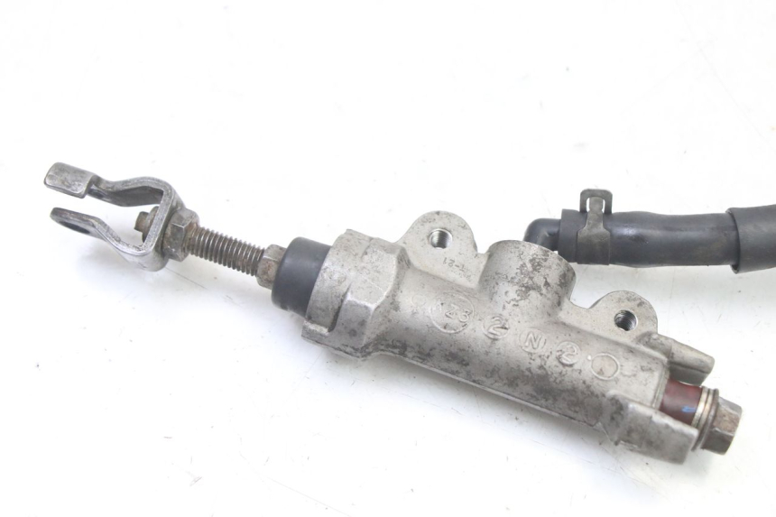 photo de BREMSPUMPE HINTEN HONDA CR 85 (2003 - 2007) - Detailansicht des Bauteils