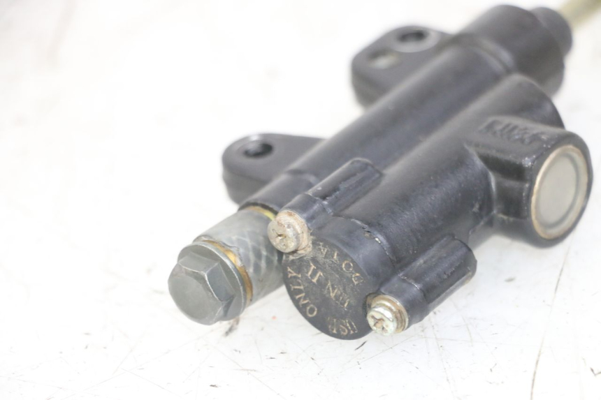 photo de HAUPTBREMSZYLINDER HINTEN CCR DIRT BIKE 125 - Technische Nahaufnahme