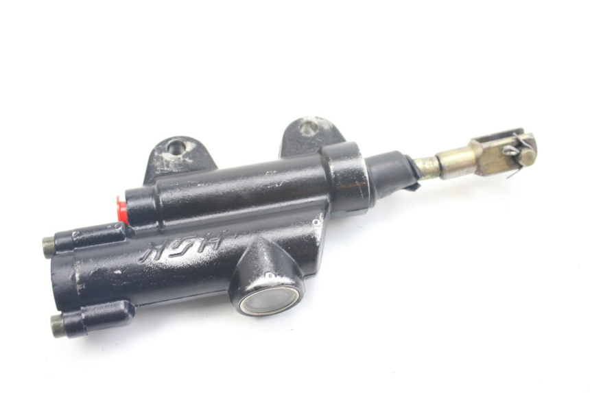 photo de HAUPTBREMSZYLINDER HINTEN XTRM FACTORY DIRTBIKE BSE 150 - Details der Befestigungspunkte