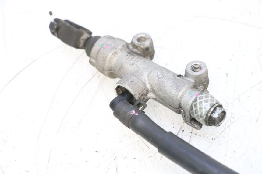 photo de HAUPTBREMSZYLINDER HINTEN KAWASAKI ER-6 ER6 F ABS 650 (2012 - 2016) - Alternative Perspektive