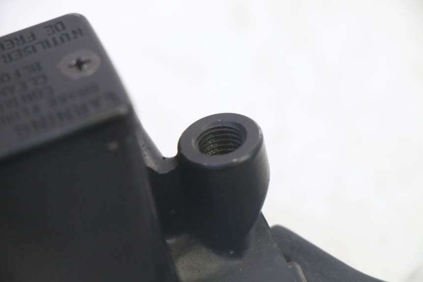 photo de HAUPTBREMSZYLINDER HINTEN HONDA FES S-WING SWING ABS 125 (2007 - 2015) - Alternative Perspektive