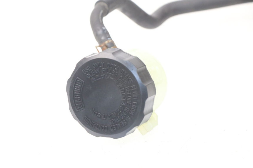 photo de HAUPTBREMSZYLINDER HINTEN YAMAHA FJR ABS 1300 (2006 - 2012) - Alternative Perspektive