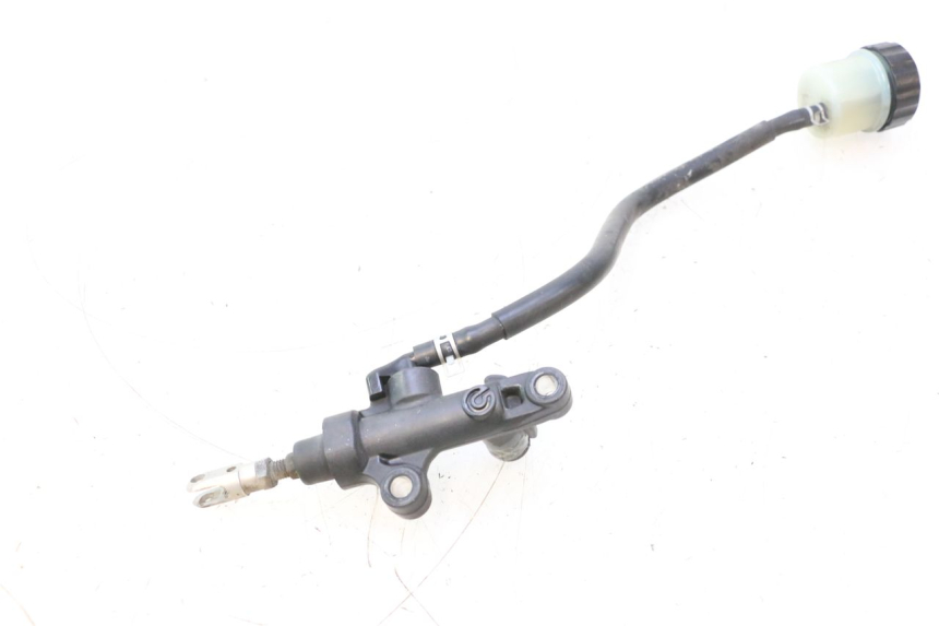 photo de BREMSPUMPE HINTEN YAMAHA FJR 1300 (2001 - 2005) - Details der Befestigungspunkte