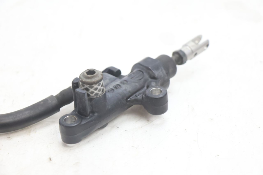 photo de BREMSPUMPE HINTEN YAMAHA FJR 1300 (2001 - 2005) - Geprüftes Gebrauchtteil