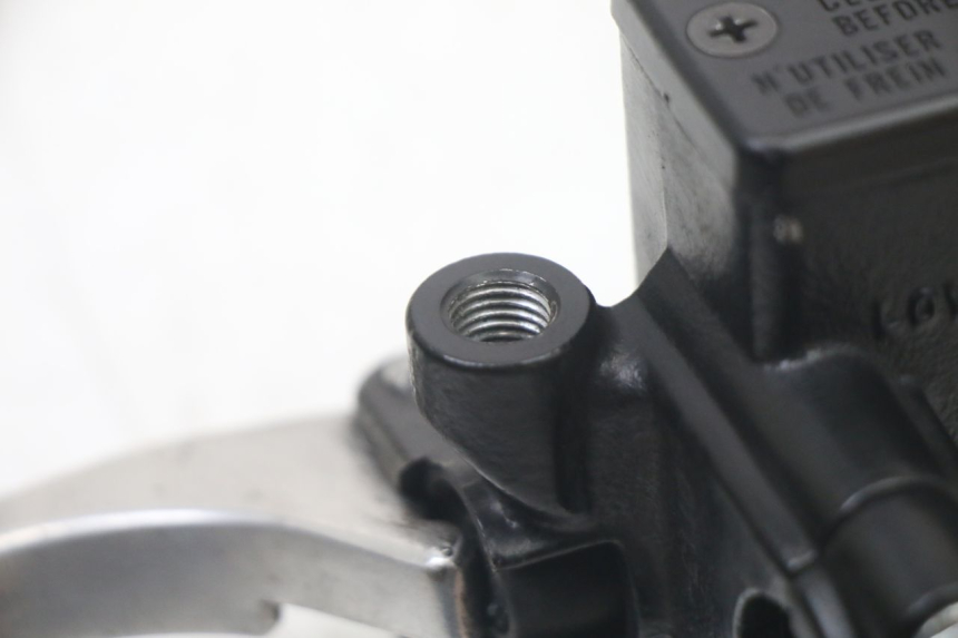 photo de BREMSPUMPE HINTEN HONDA FORZA 125 (2021 - 2025) - Oberflächenzustand und Material