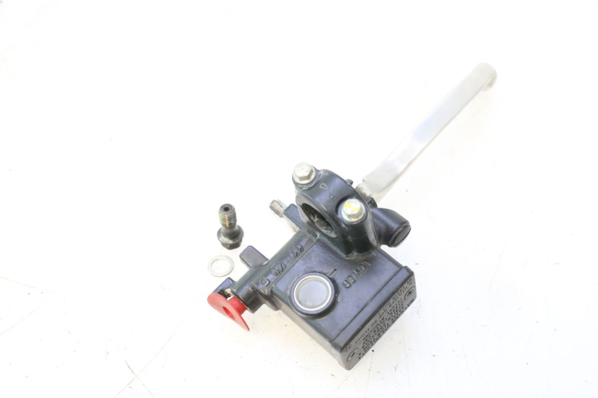 photo de BREMSPUMPE HINTEN HONDA FORZA 125 (2015 - 2016) - Alternative Perspektive