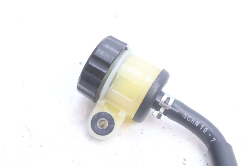 photo de BREMSPUMPE HINTEN YAMAHA FZ8 800 (2010 - 2016) - Detailansicht des Bauteils