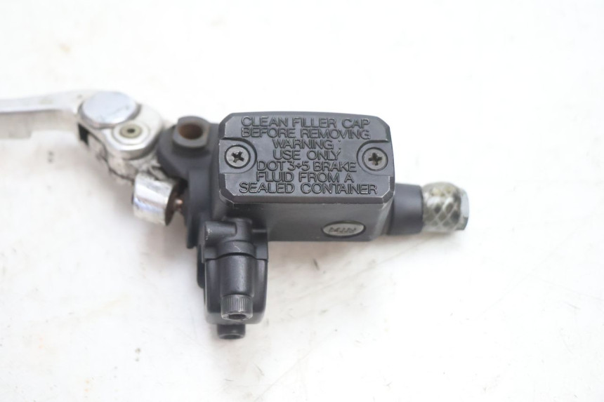 photo de BREMSPUMPE HINTEN GILERA GP 800 (2007 - 2013) - Zoom auf Gebrauchszustand
