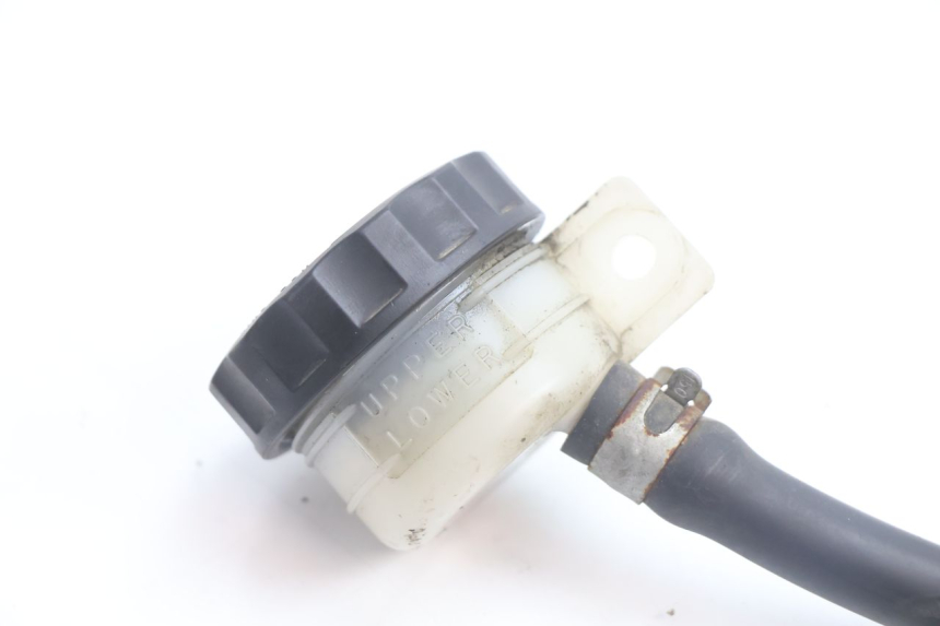 photo de BREMSPUMPE HINTEN KAWASAKI GPX F ZX750F 750 (1986 - 1990) - Detailansicht des Bauteils