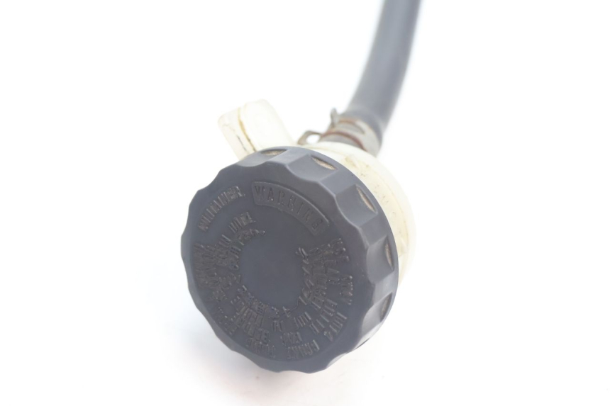 photo de BREMSPUMPE HINTEN KAWASAKI GPX F ZX750F 750 (1986 - 1990) - Zoom auf Gebrauchszustand