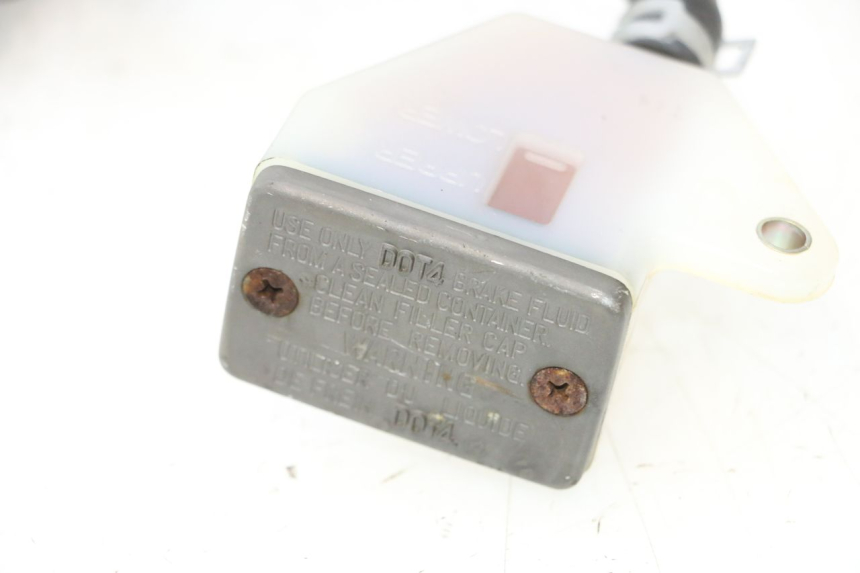 photo de BREMSPUMPE HINTEN SUZUKI GSR 600 (2005 - 2012) - Technische Nahaufnahme