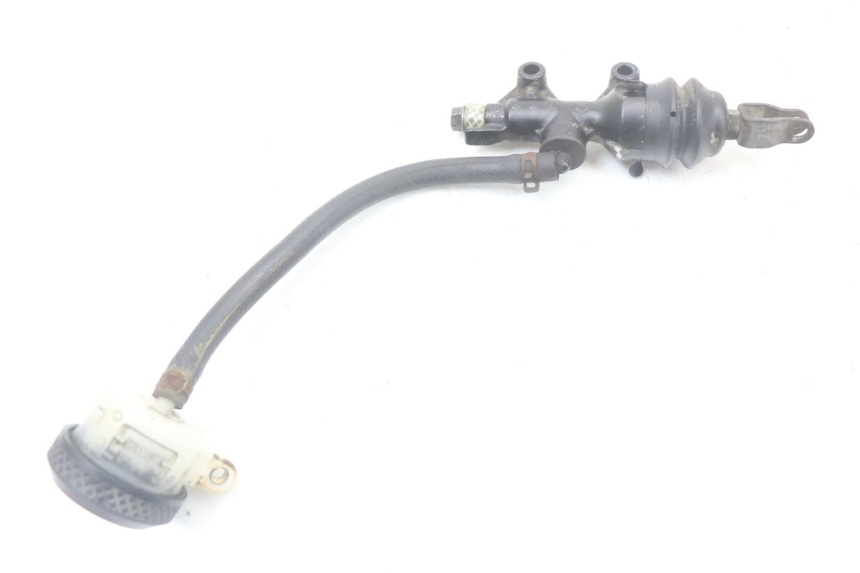 photo de BREMSPUMPE HINTEN HARLEY DAVIDSON SPORTSTER XL CUSTOM 883 (1999 - 2006) - Details der Befestigungspunkte