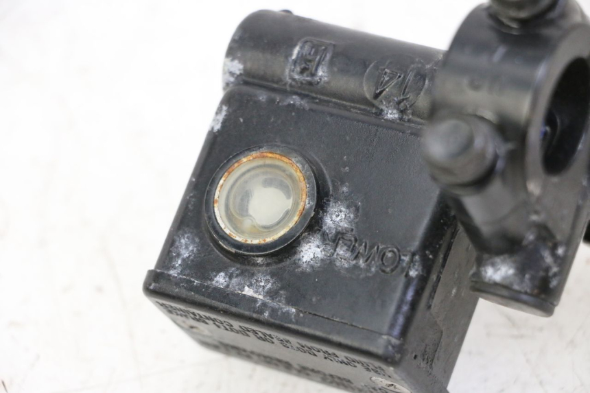 photo de BREMSPUMPE HINTEN SYM JOYMAX 125 (2010 - 2017) - Alternative Perspektive