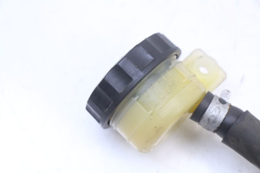 photo de HAUPTBREMSZYLINDER HINTEN KAWASAKI ZR7 ZR-7 S 750 (1999 - 2004) - Detailansicht des Bauteils