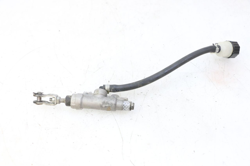 photo de HAUPTBREMSZYLINDER HINTEN KAWASAKI KX 85 (2014 - 2021) - Details der Befestigungspunkte
