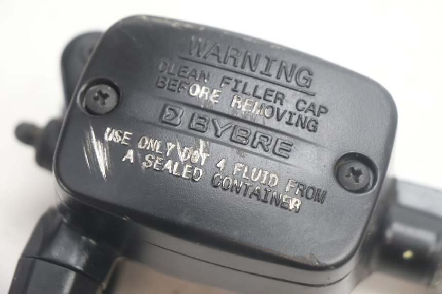 photo de BREMSPUMPE HINTEN PIAGGIO MP3 HPE 530 (2022 - 2026) - Zoom auf Gebrauchszustand