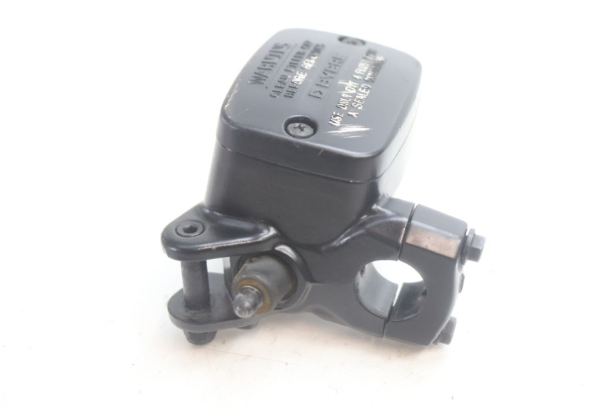 photo de BREMSPUMPE HINTEN PIAGGIO MP3 HPE 530 (2022 - 2026) - Technische Nahaufnahme