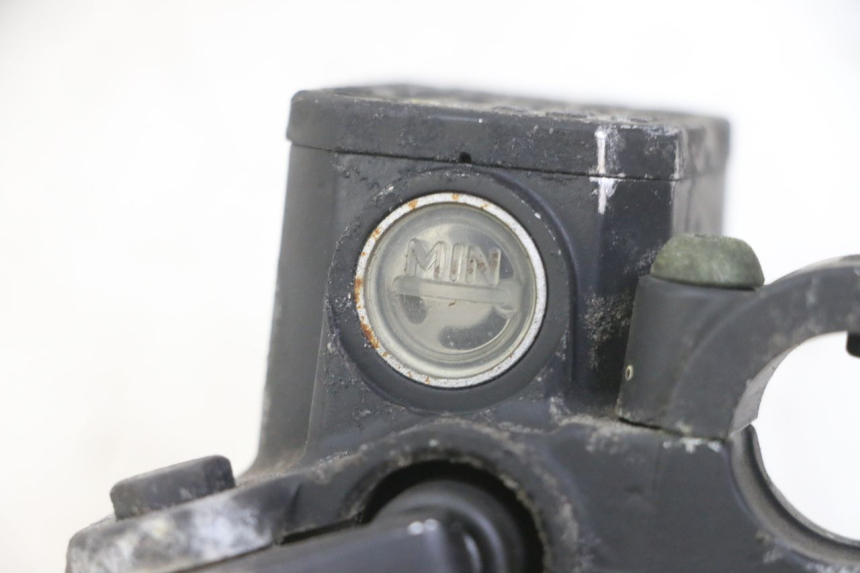 photo de HAUPTBREMSZYLINDER HINTEN PIAGGIO MP3 LT 300 (2010 - 2016) - Detailansicht des Bauteils