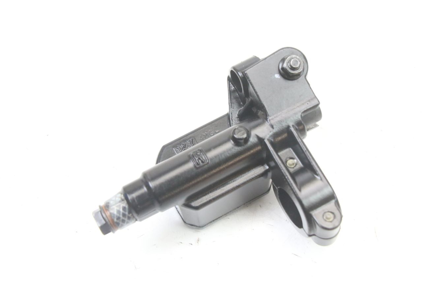 photo de HAUPTBREMSZYLINDER HINTEN PIAGGIO MP3 500 (2014 - 2017) - Technische Nahaufnahme