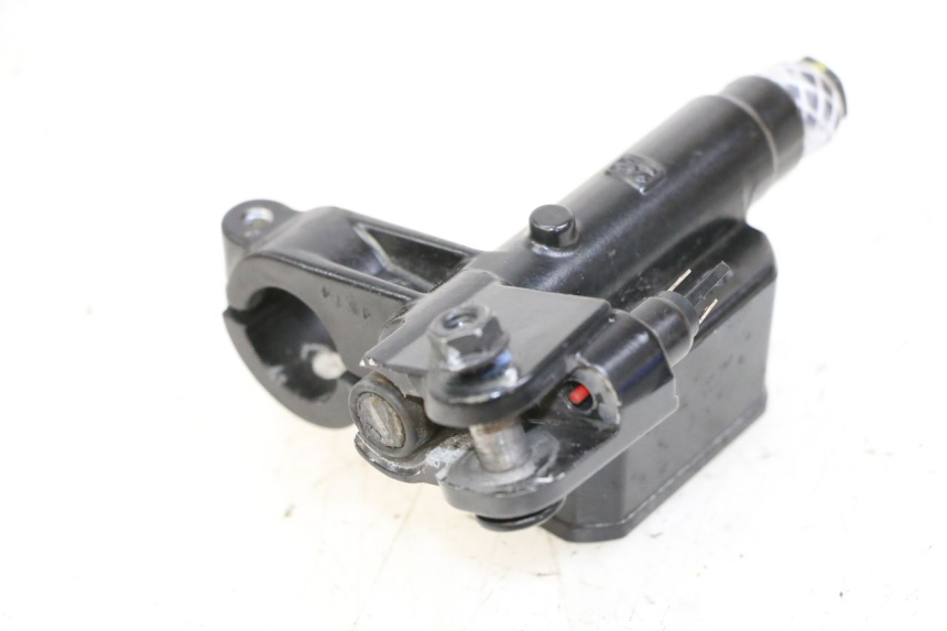 photo de HAUPTBREMSZYLINDER HINTEN PIAGGIO MP3 500 (2014 - 2017) - Zoom auf Gebrauchszustand