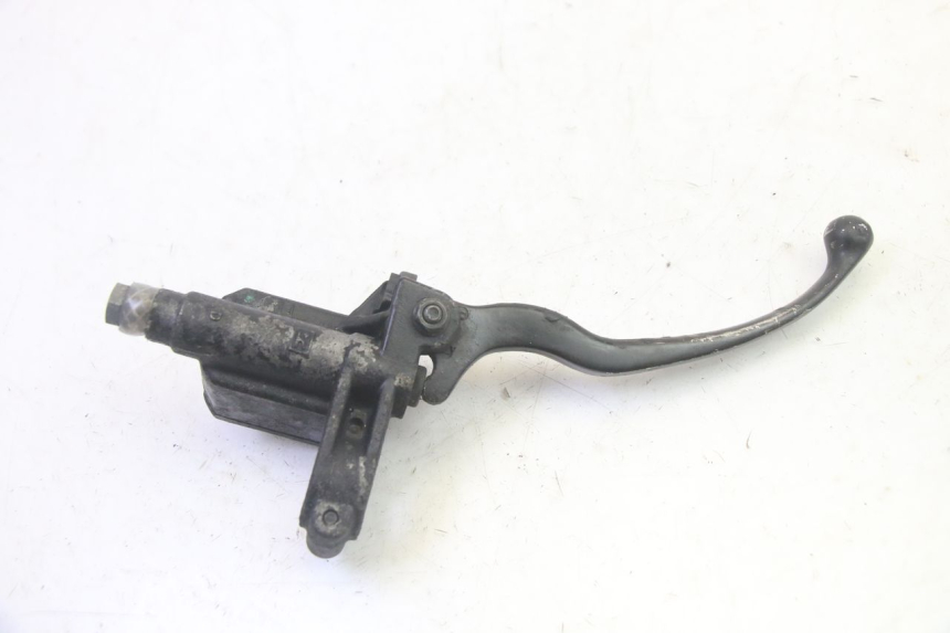 photo de HAUPTBREMSZYLINDER HINTEN PIAGGIO MP3 RL 250 (2006 - 2010) - Details der Befestigungspunkte