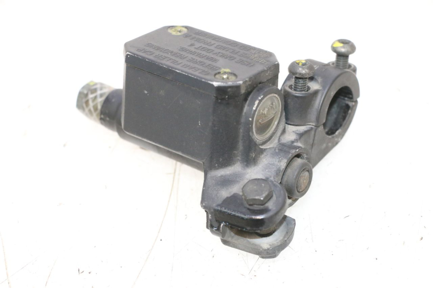 photo de HAUPTBREMSZYLINDER HINTEN PIAGGIO MP3 RL 250 (2006 - 2010) - Hauptansicht