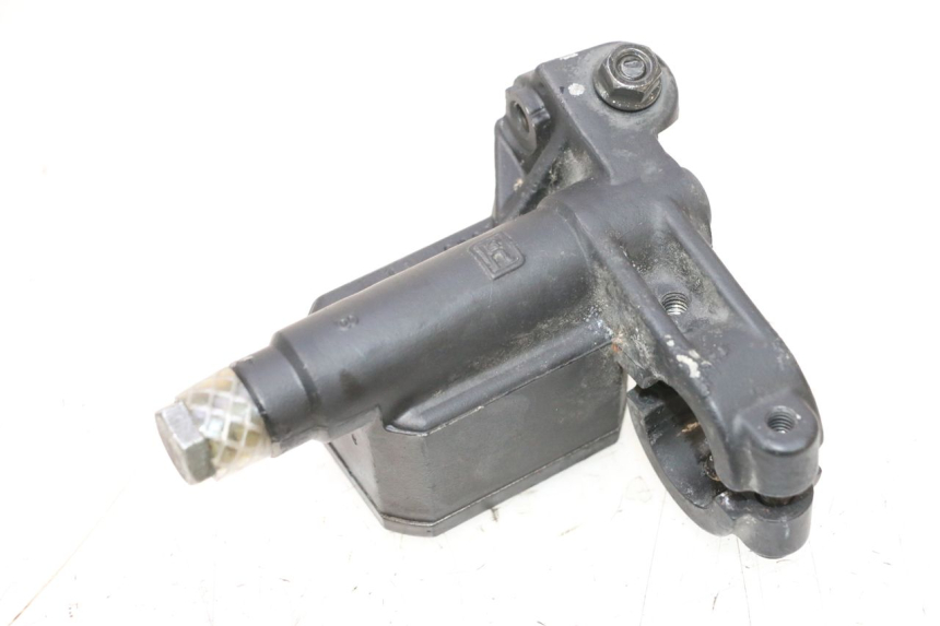 photo de HAUPTBREMSZYLINDER HINTEN PIAGGIO MP3 RL 250 (2006 - 2010) - Alternative Perspektive