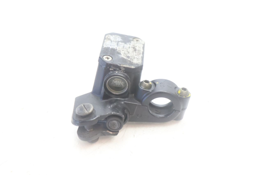 photo de BREMSPUMPE HINTEN PIAGGIO MP3 500 (2016 - 2018) - Zoom auf Gebrauchszustand