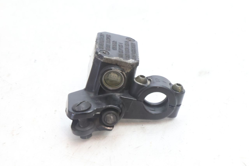 photo de BREMSPUMPE HINTEN PIAGGIO MP3 500 (2016 - 2018) - Zoom auf Gebrauchszustand