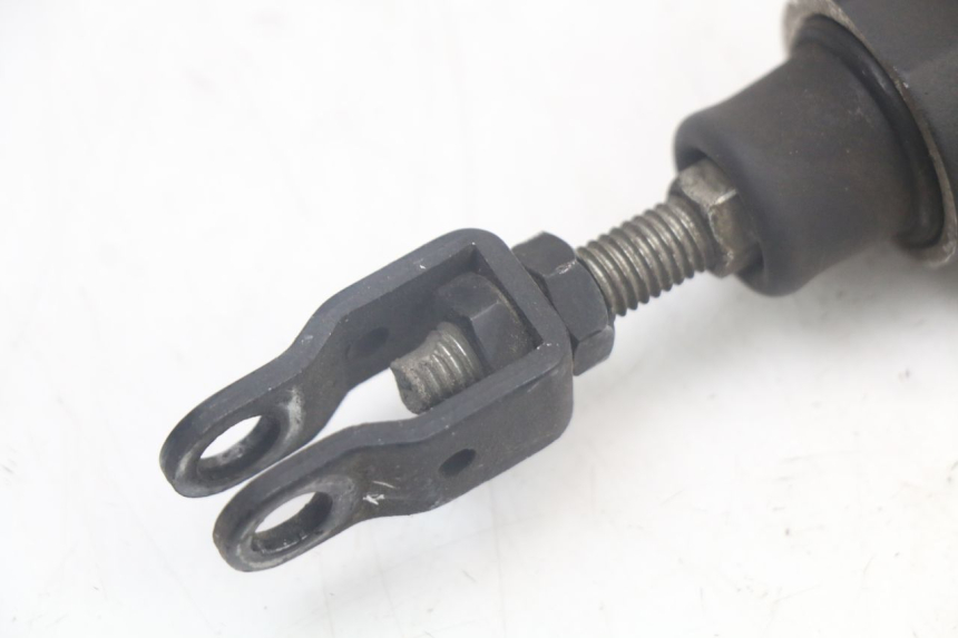 photo de HAUPTBREMSZYLINDER HINTEN YAMAHA MT-07 MT07 ABS 700 (2014 - 2017) - Zoom auf Gebrauchszustand