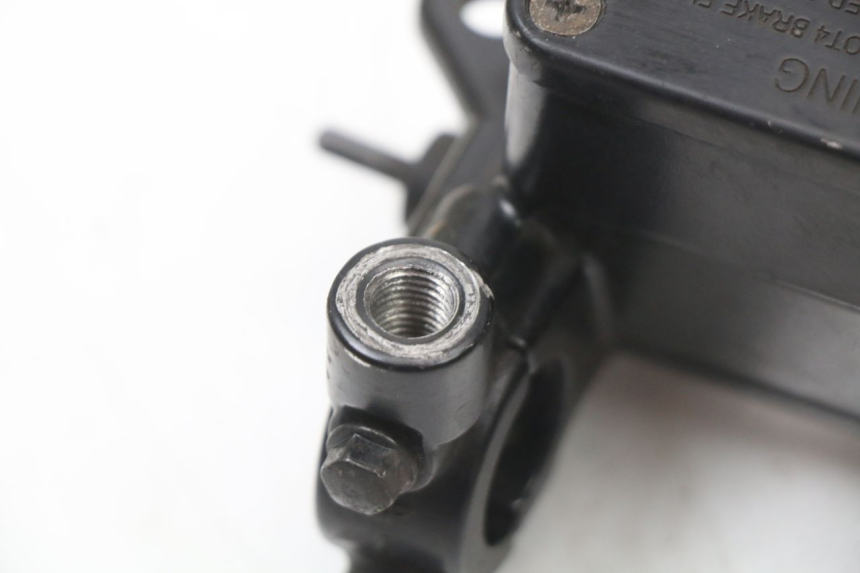 photo de BREMSPUMPE HINTEN MBK MW TRYPTIK 125 (2014 - 2016) - Gesamtansicht des Produkts