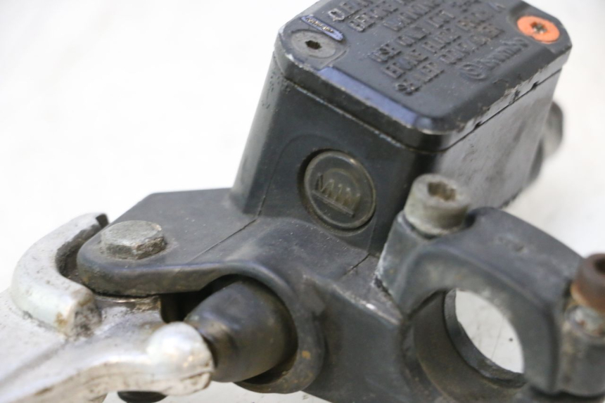 photo de BREMSPUMPE HINTEN MBK NITRO 50 (2004 - 2008) - Zoom auf Gebrauchszustand