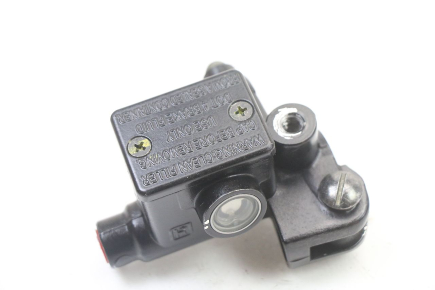 photo de BREMSPUMPE HINTEN PIAGGIO NRG POWER PUREJET 50 (2018 - 2021) - Alternative Perspektive