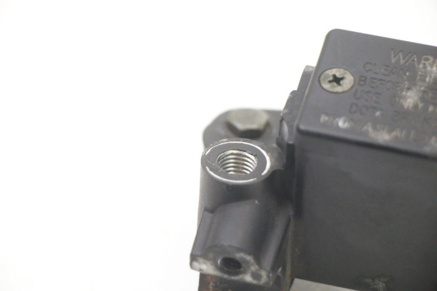 photo de HAUPTBREMSZYLINDER HINTEN PEUGEOT CITYSTAR 2T 50 (2018 - 2021) - Zoom auf Gebrauchszustand