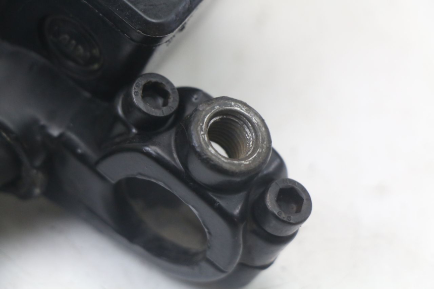 photo de BREMSPUMPE HINTEN PIAGGIO BEVERLY 125 (1998 - 2005) - Alternative Perspektive