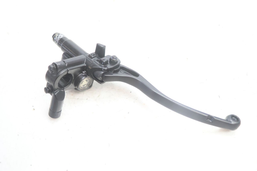 photo de BREMSPUMPE HINTEN JM MOTORS R-MAX TECH 50 (2024 - 2026) - Details der Befestigungspunkte