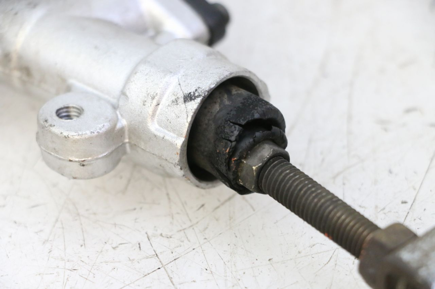 photo de BREMSPUMPE HINTEN MAG POWER R-STREET 50 (2016 - 2025) - Oberflächenzustand und Material