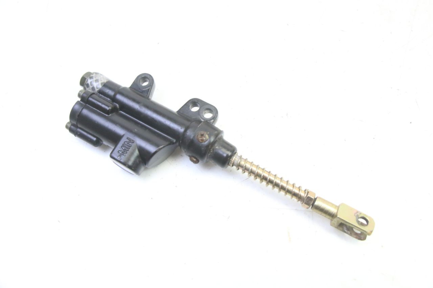 photo de HAUPTBREMSZYLINDER HINTEN APOLLO RFZ 125 - Hauptansicht