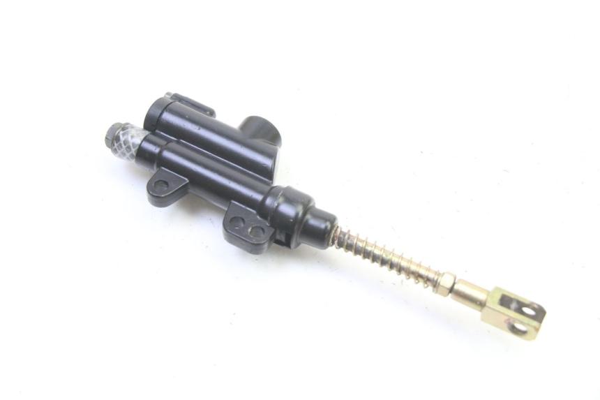 photo de HAUPTBREMSZYLINDER HINTEN APOLLO RFZ 125 - Gesamtansicht des Produkts