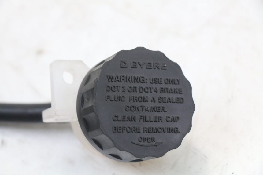 photo de BREMSPUMPE HINTEN ROYAL ENFIELD SCRAM 411 (2022 - 2024) - Alternative Perspektive